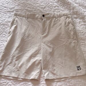 DKNY Men's Tan Flat Front Shorts